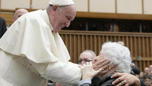 Papa Francesco istituisce la Festa dei Nonni e degli Anziani