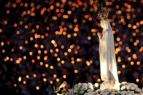 13 maggio. Ore 18,30. S. Messa in onore della Madonna di Fatima